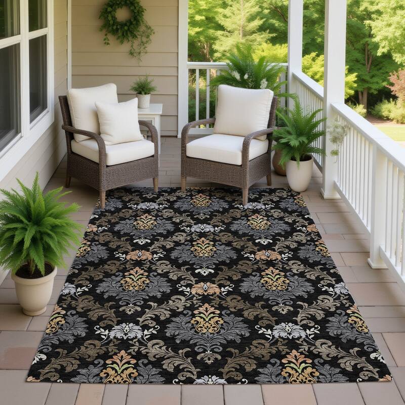 Machine Washable Indoor/ Outdoor Damask Patna Chantille Rug
