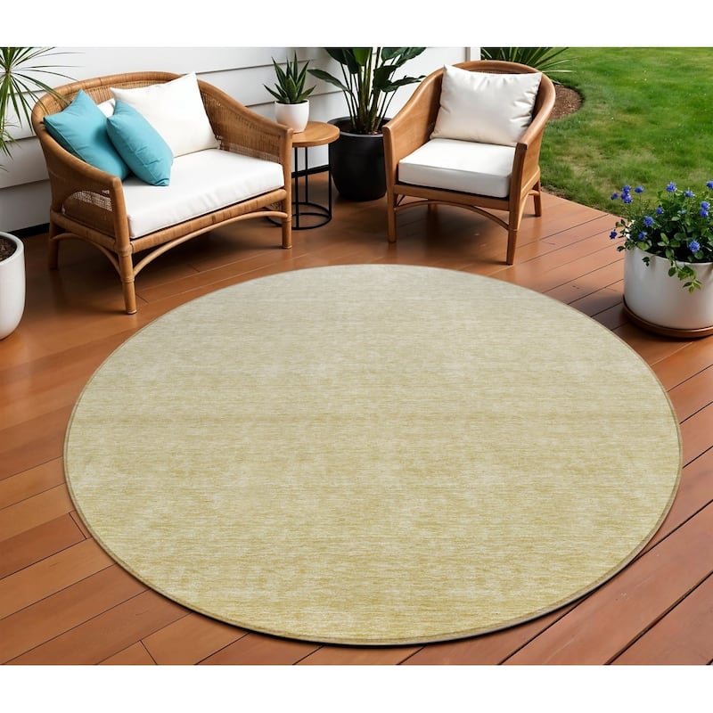 HomeRoots Ombre Transitional Rectangle Outdoor Rug - 8' Round