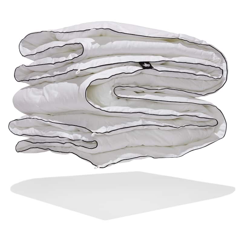 Canadian Down & Feather Co. All Season weight Microfiber Comforter