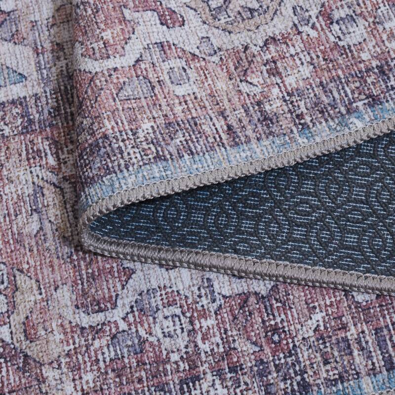 SAFAVIEH Vintage Heriz Kamala Machine Washable Rug