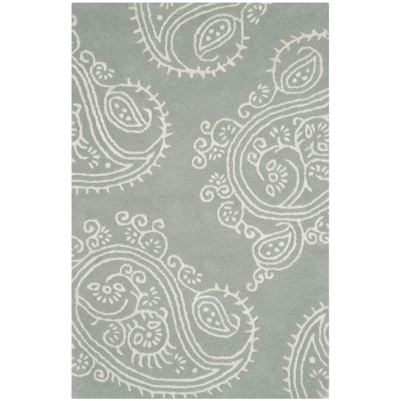 SAFAVIEH Handmade Bella Kristiana Paisley Modern Floral Wool Rug - 2'6" x 4' - Grey/Ivory