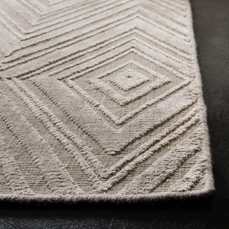 SAFAVIEH Handmade Mirage Teofana Modern Abstract Viscose Rug