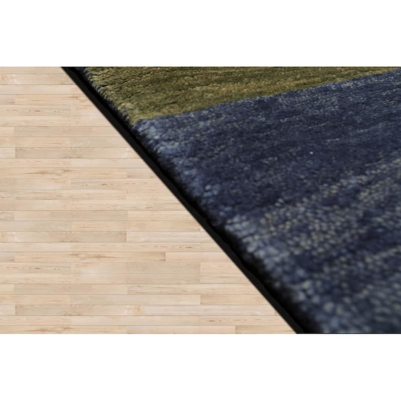 Hand Knotted Blue, Green Tibetan Wool Traditional Oriental Area Rug - 4' 1'' x 5'