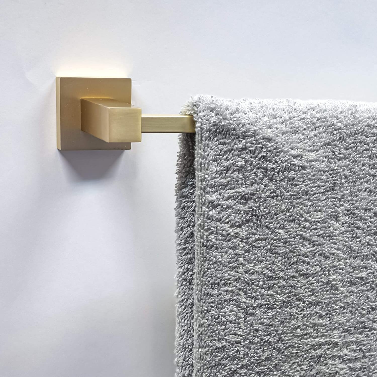 34 inch sales towel bar