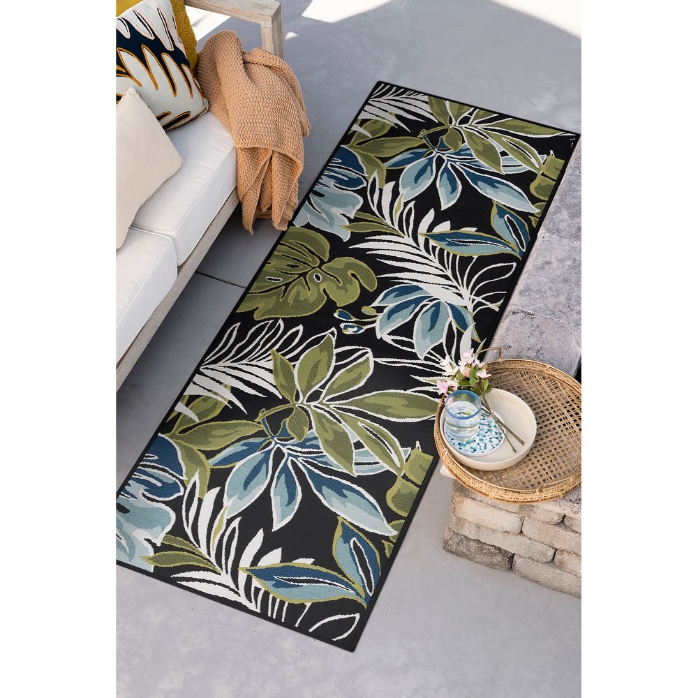 Sizzling Nautical & Coastal Floral & Botanical Indoor/Outdoor Area Rug