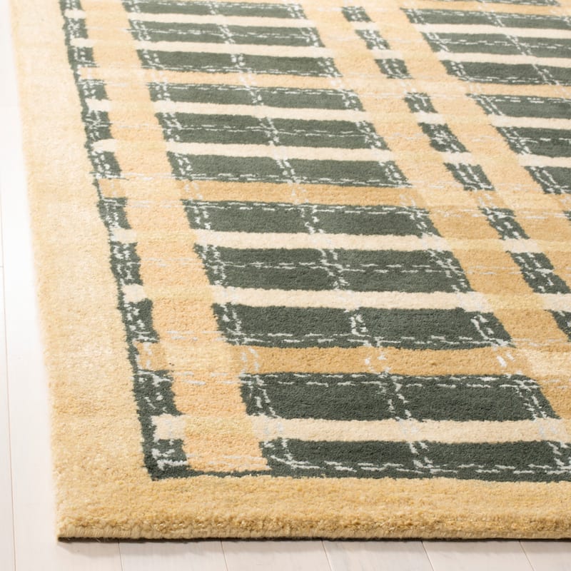 Martha Stewart by SAFAVIEH Colorweave Plaid Wool/ Viscose Rug