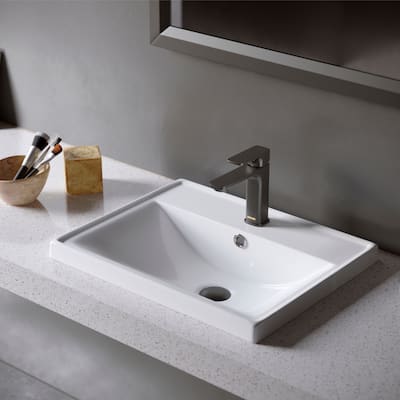 Karran Venda KBF510 Single-Handle Single Hole Basin Bathroom Faucet with Matching Pop-up Drain