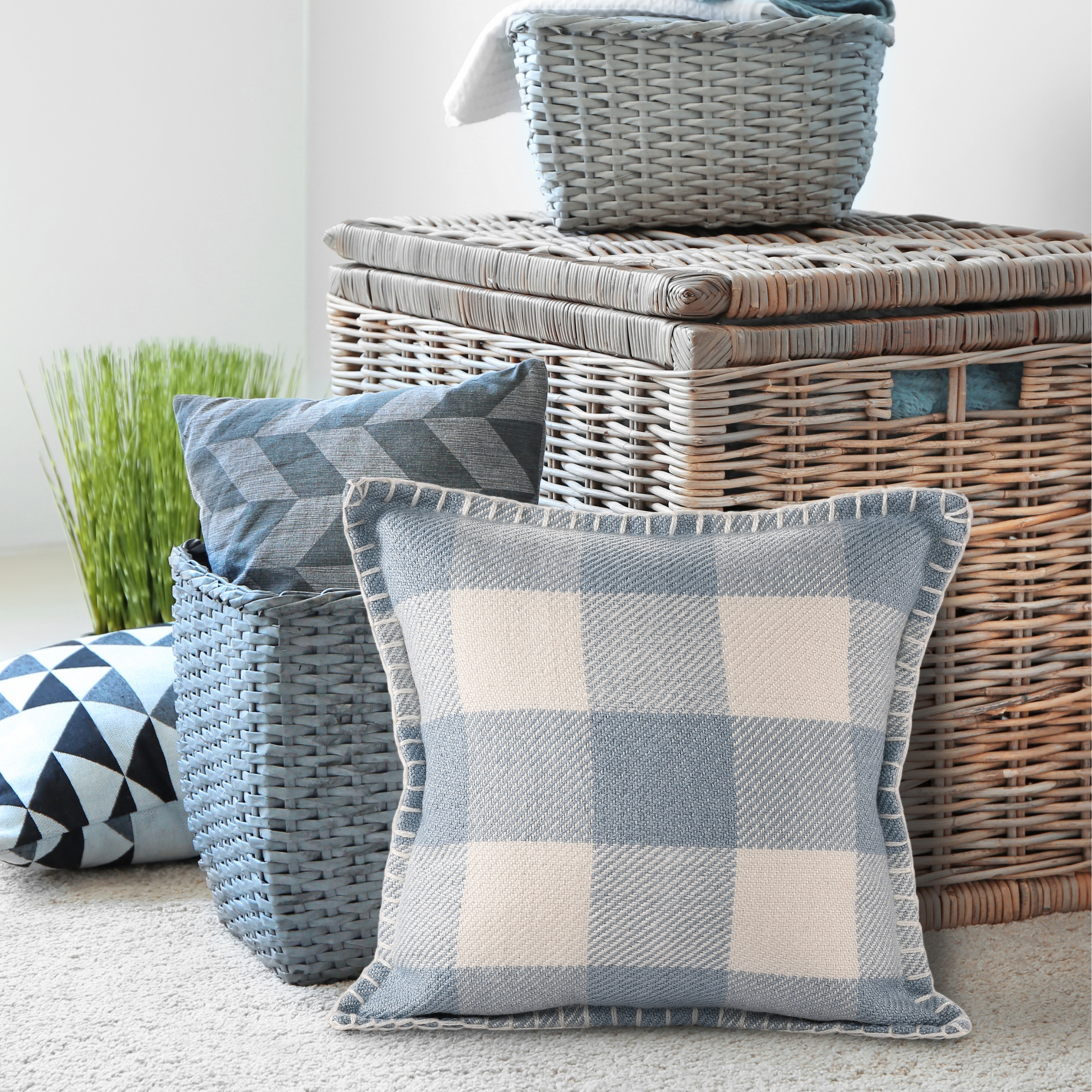 Sevita Hand Woven Light Blue Ivory Plaid Polyester Indoor Outdoor Throw Pillow Accent 20 x 20 Single