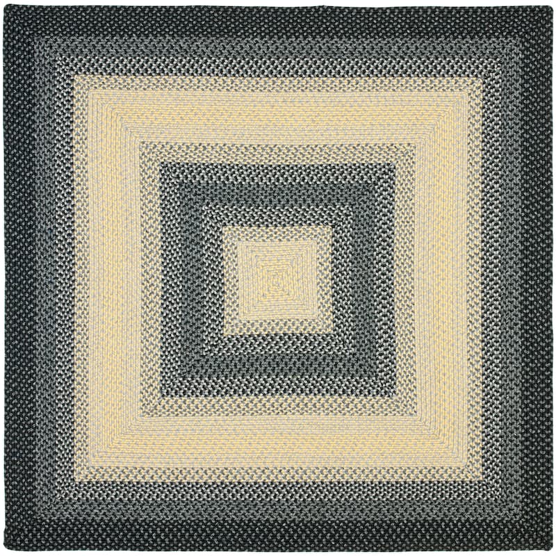 SAFAVIEH Handmade Braided Kita Country Rug