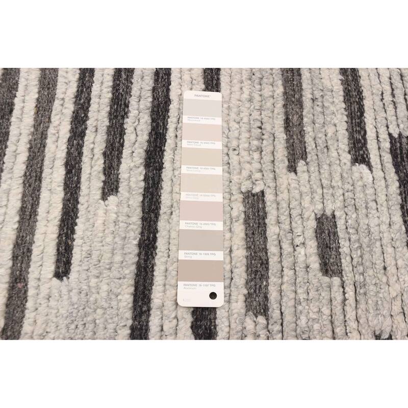 ECARPETGALLERY Hand-knotted Tangier Light Grey Wool Rug - 5'4 x 7'7