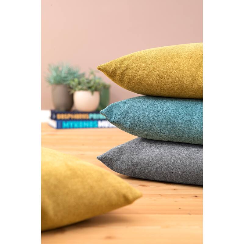Gouchee Home Alfa Velour Pillow Cushion 20 x 20