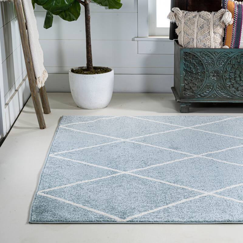 JONATHAN Y Viscon Minimalist Diamond Trellis Area Rug