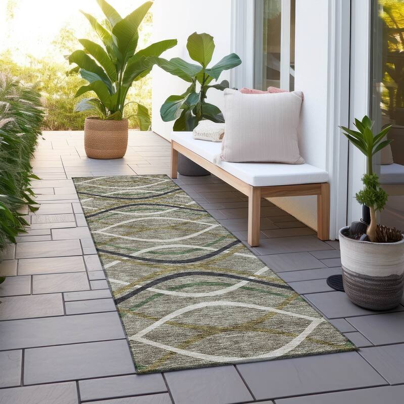 Machine Washable Indoor/ Outdoor Chantille Contemporary Deco Rug - Taupe - 2'3" x 7'6"