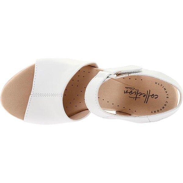 Annadel clover deals wedge sandal