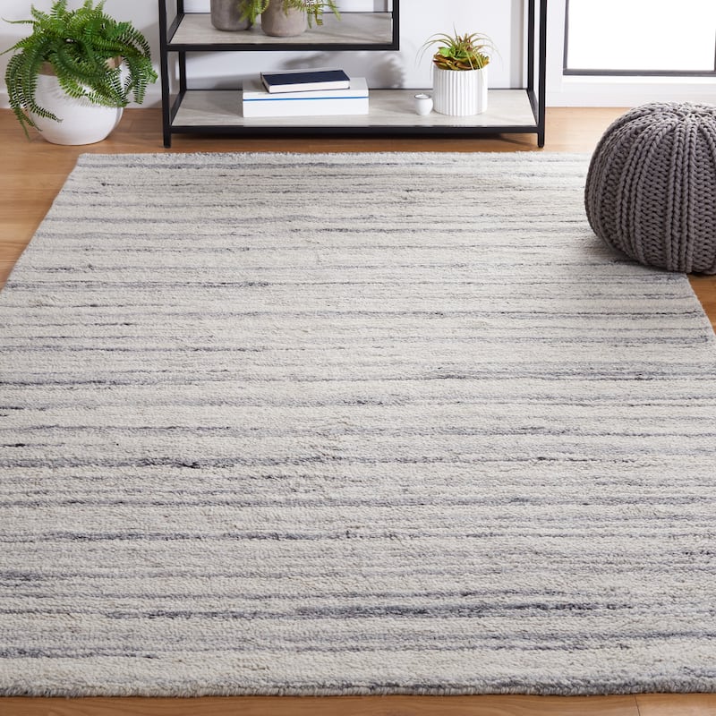 SAFAVIEH Handmade Casablanca Pierrine Wool Rug - 8' x 10' - Grey/Ivory