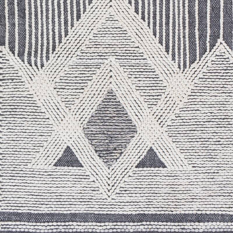 Artistic Weavers Rennie Global Geometric Area Rug