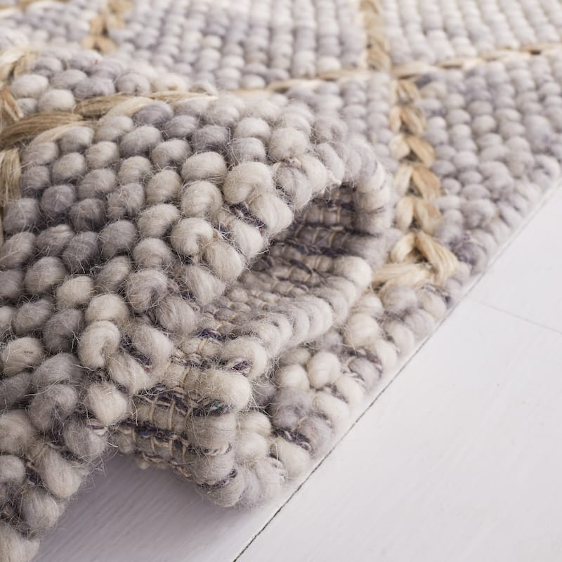 SAFAVIEH Handmade Natura Adorata Trellis Wool Rug