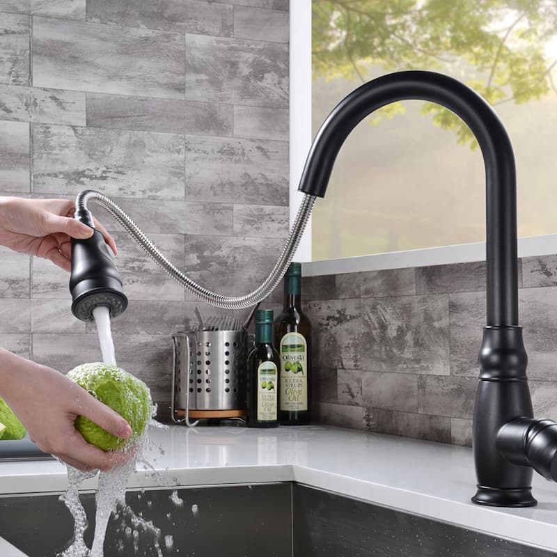 Single Handle Pull Down Kitchen Faucet