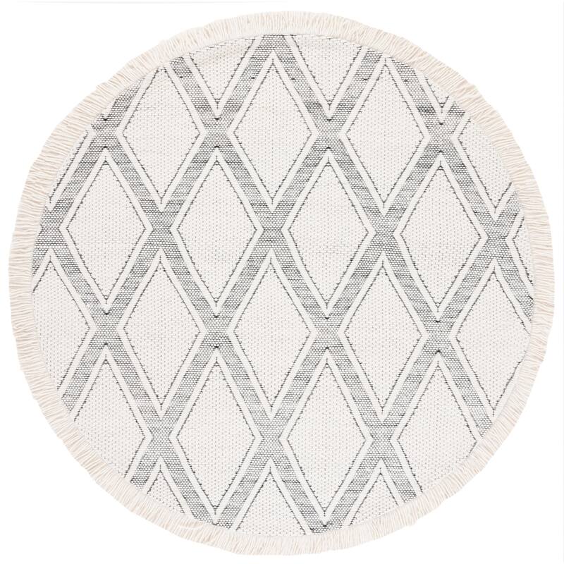 SAFAVIEH Handmade Natura Anasia Wool Fringe Rug