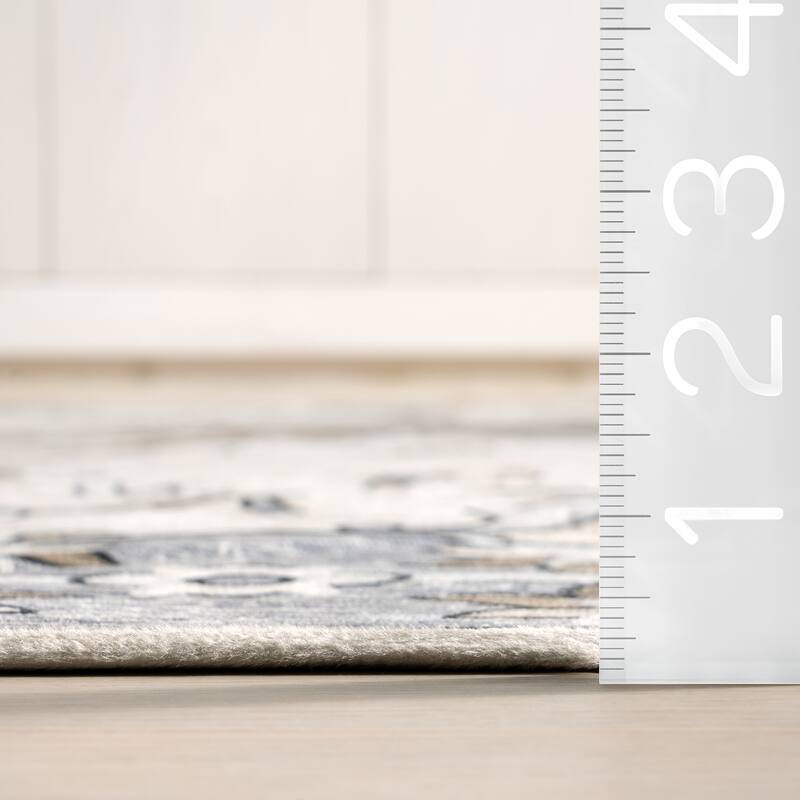 Nuloom Adair SpinClean Traditional Floral Machine Washable Area Rug