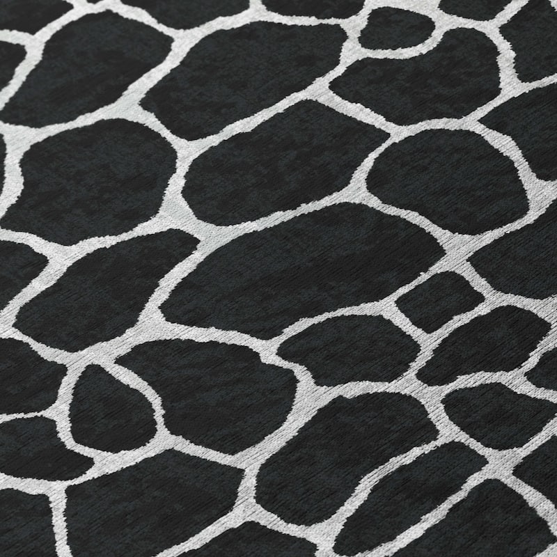 Addison Safari Giraffe Animal Print Area Rug