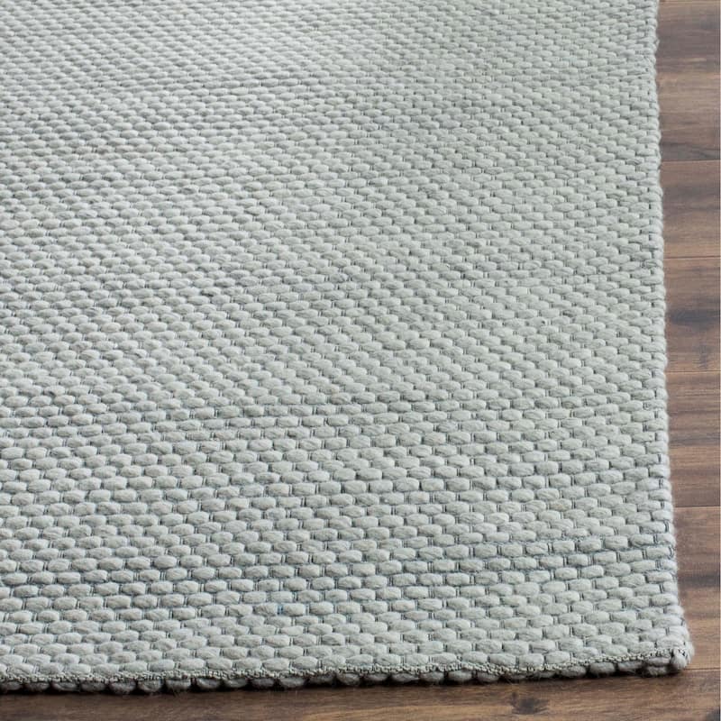 SAFAVIEH Handmade Natura Refiqe Wool Rug