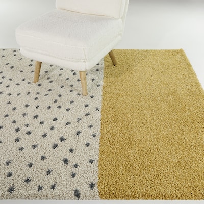 Rosalie Contemporary Polka Dot Shag Area Rug