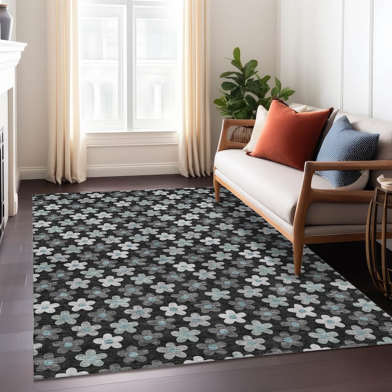 Machine Washable Indoor/ Outdoor Floral Kechi Chantille Rug