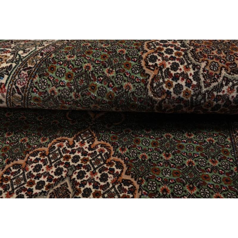 2'9''x13 Runner Hand Knotted Wool Green Traditional 300 KPSI Rug - 2' 9'' x 13'