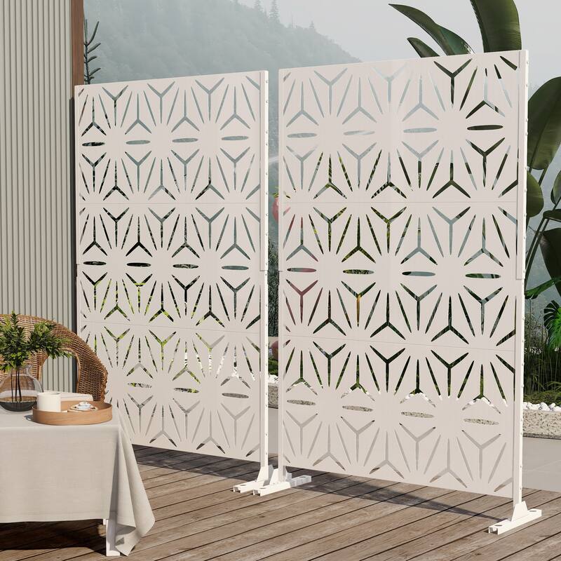 Outdoor Free Standing Metal Privacy Screen