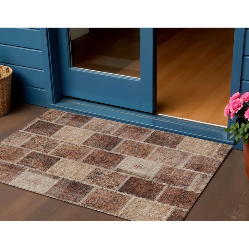 HomeRoots Patchwork Transitional Rectangle Outdoor Rug - 3' x 5'
