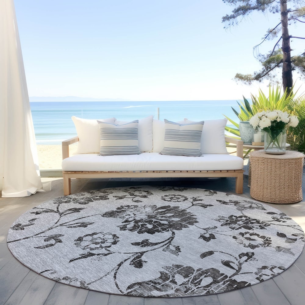 Machine Washable Indoor/ Outdoor Chantille Modern Floral Rug