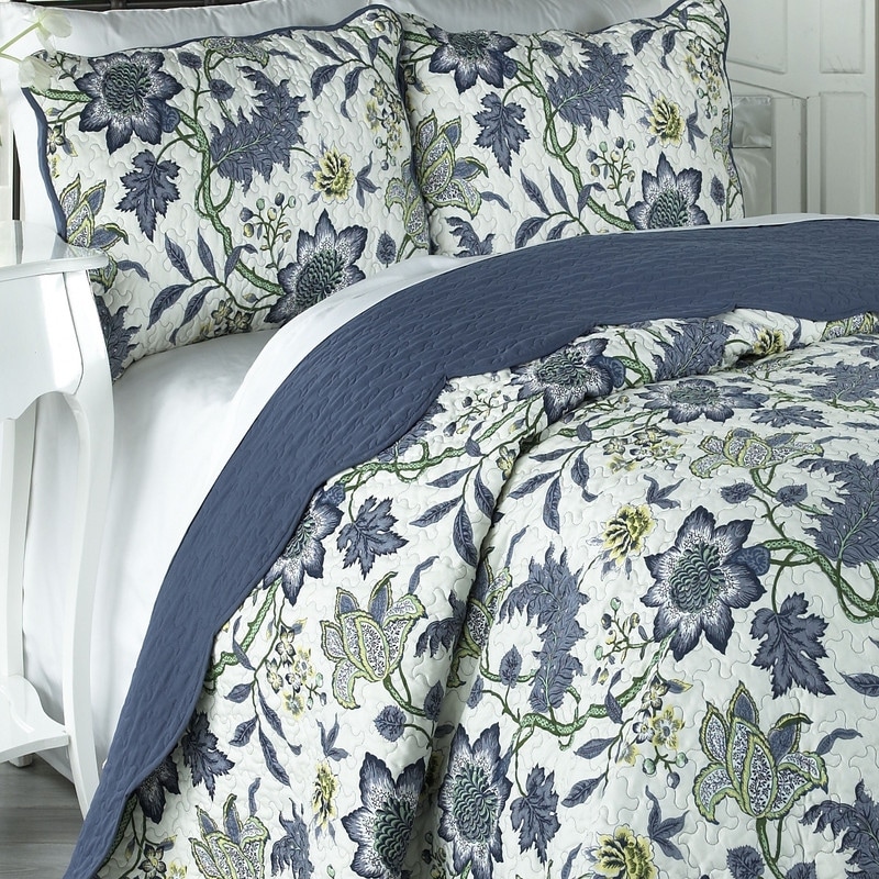 Traditions by Waverly Maldives 3Piece Quilt Collection On Sale Bed