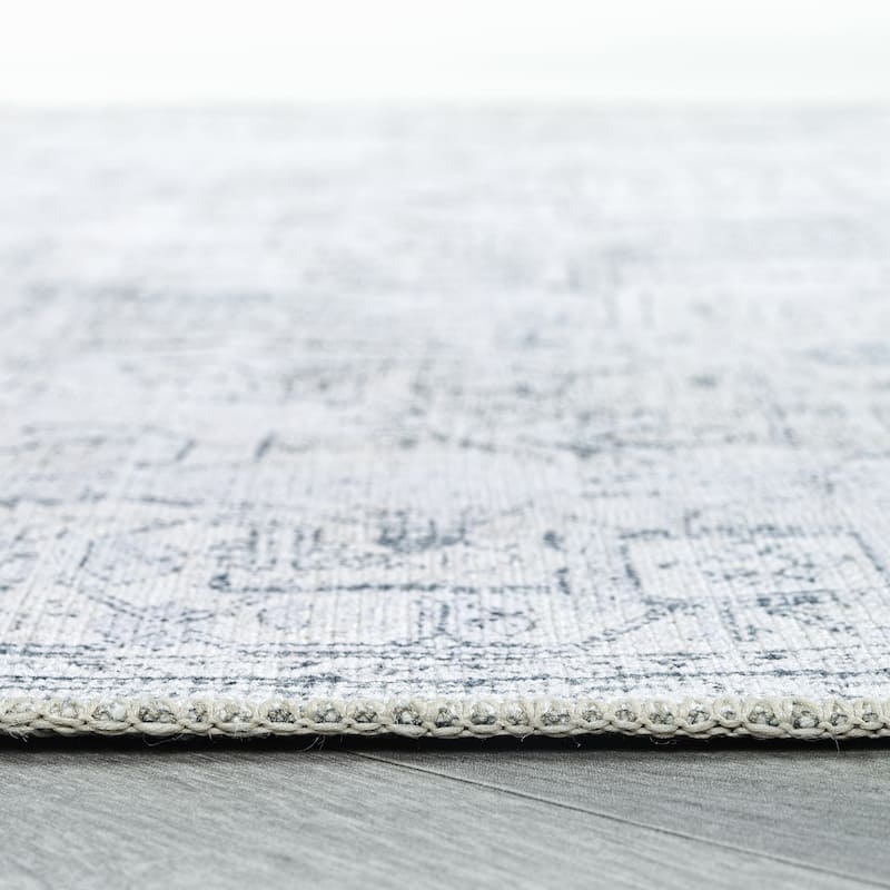 World Rug Gallery Vintage Inspired Distressed Machine Washable Area Rug