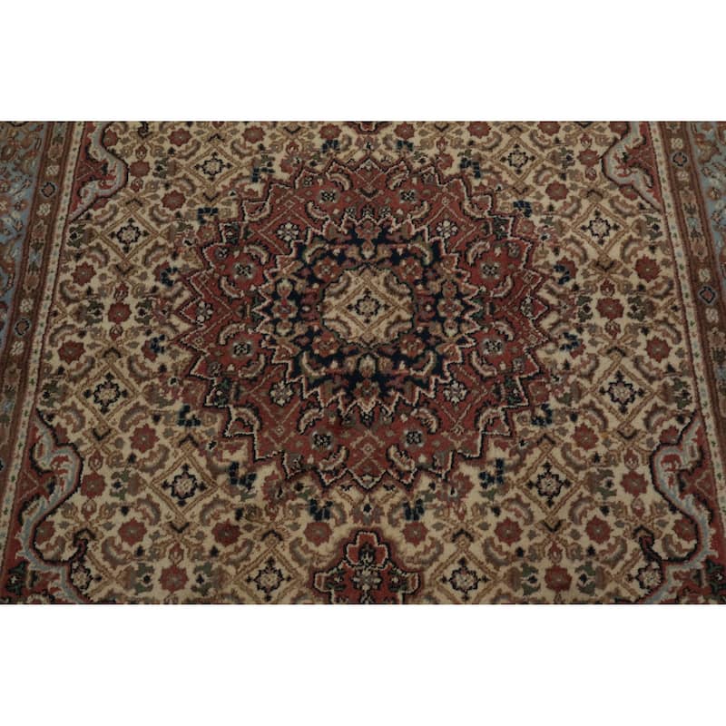 Hand Knotted Oriental 100% Wool Carpet Traditional Floral Beige & Ivories Tabriz Area Rug - 6' 8'' X 4' 9''