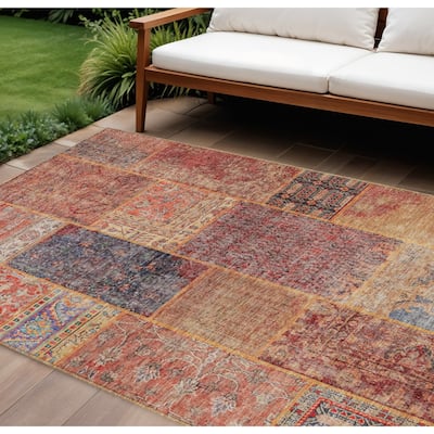 HomeRoots Patchwork Transitional Rectangle Outdoor Rug