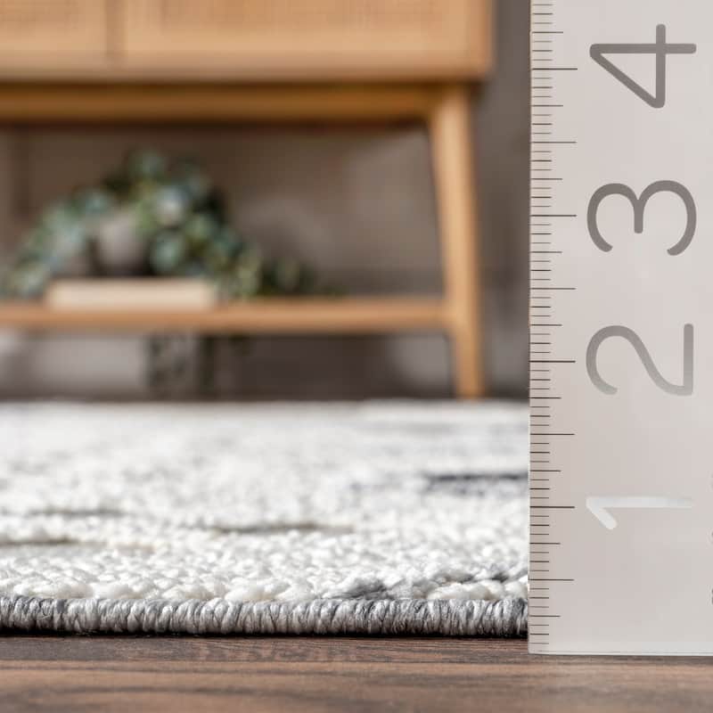 Nuloom Madge Contemporary Tiled Fringe Area Rug