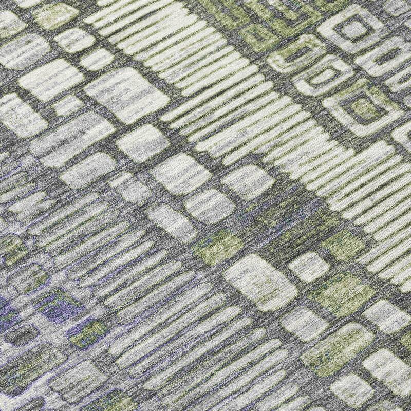 Machine Washable Indoor/ Outdoor Geo Mosaic Chantille Rug