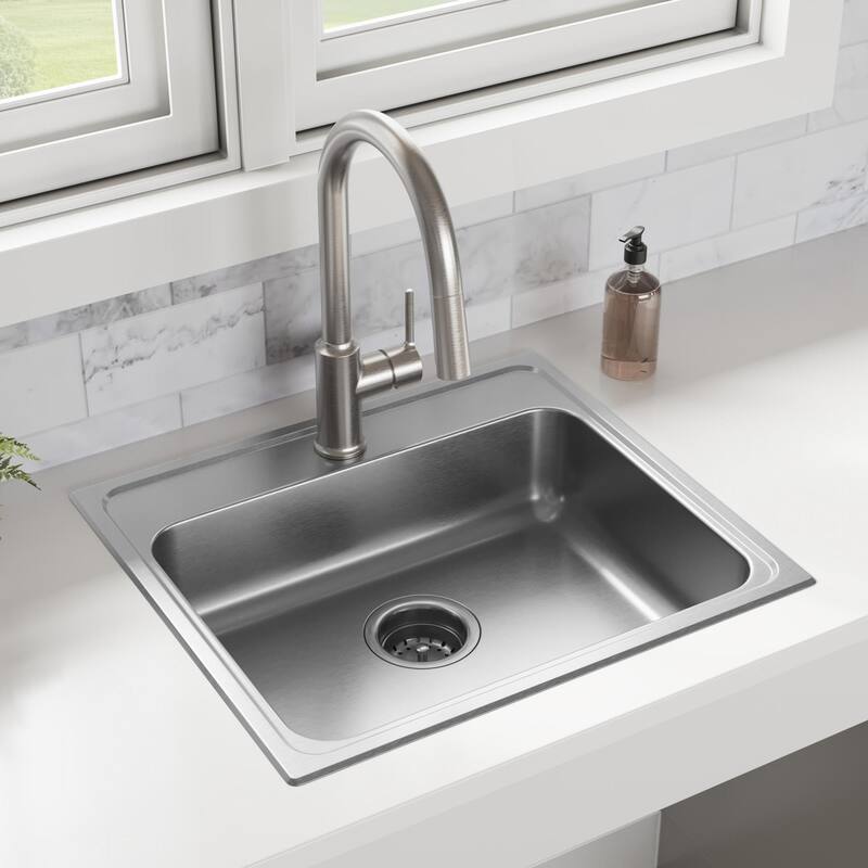 PROFLO PFXC4027 Loftus 1.5 GPM Single Hole Kitchen Faucet