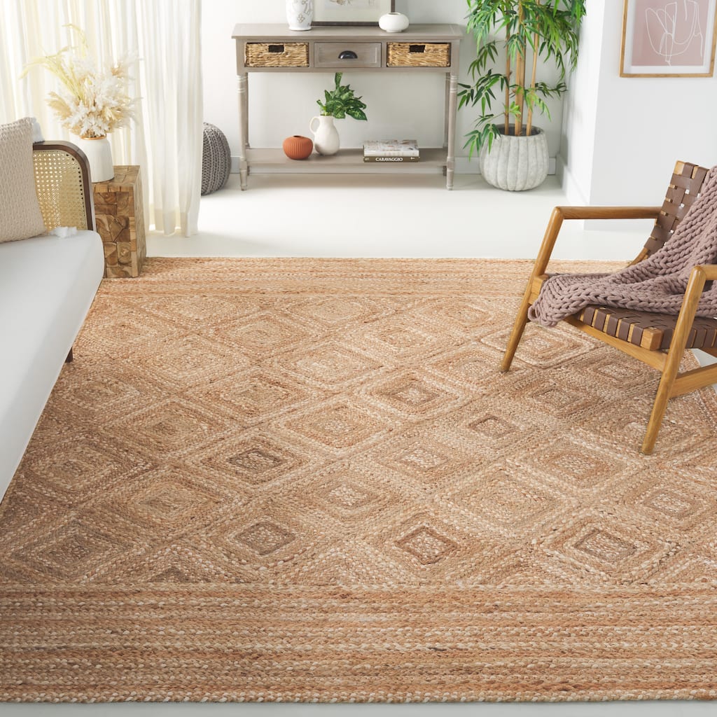SAFAVIEH Handmade Natural Fiber Sinica Diamond Jute Rug