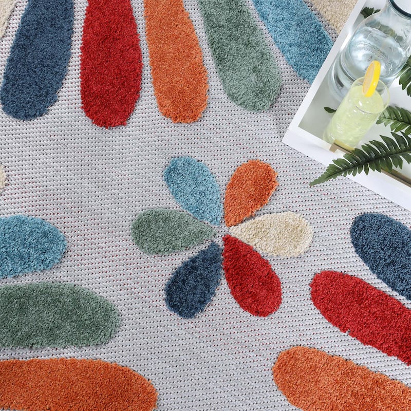 Superior Marigold Oversized Floral Indoor Outdoor Area Rug