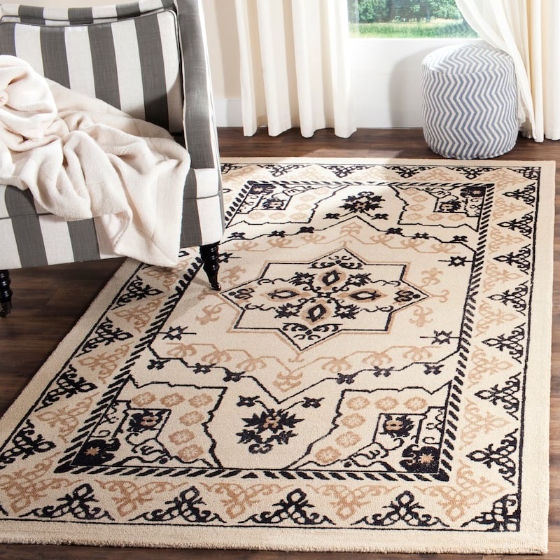 SAFAVIEH Handmade Restoration Vintage Boho Hugrin Oriental Wool Rug - 8' x 10' - Ivory/Charcoal