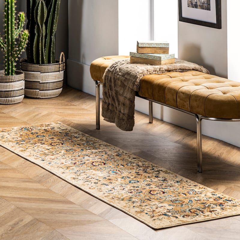 Nuloom Ivory Traditional Persian Timeless Blossom Area Rug