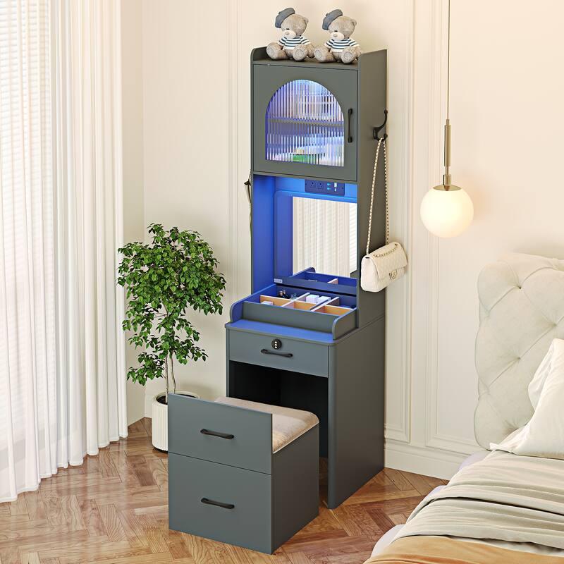 Small Makeup Vanity Table With Lights And Charging Station