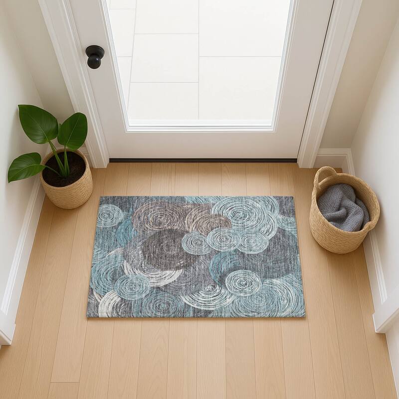 Machine Washable Indoor/ Outdoor Modern Twister Chantille Rug