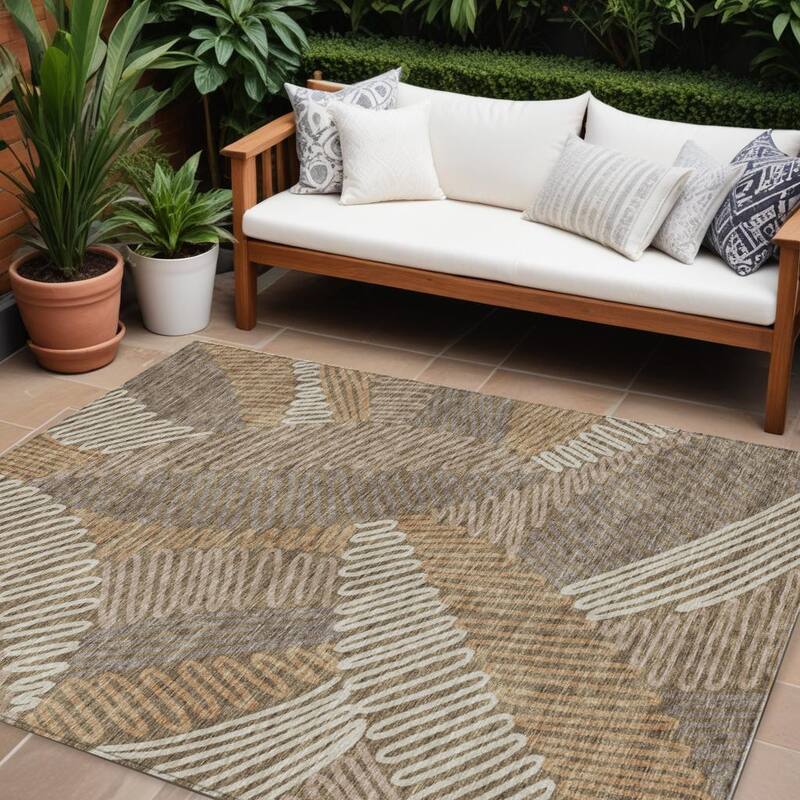 HomeRoots Floral Transitional Rectangle Outdoor Rug - 10' X 14'