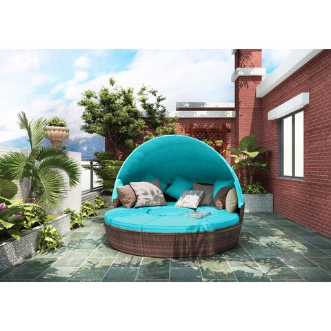 Nestfair Wicker Outdoor Day Bed with Cushions