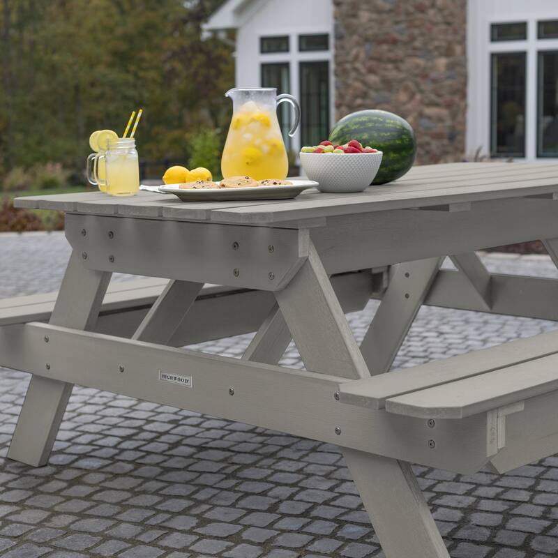 HIGHWOOD Eco-friendly Picnic Table