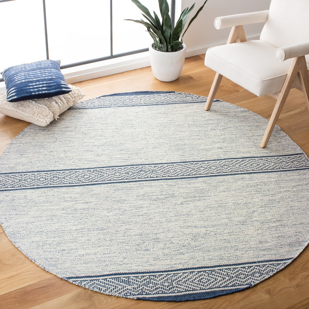 SAFAVIEH Handmade Montauk Stoja Cotton Fringe Rug