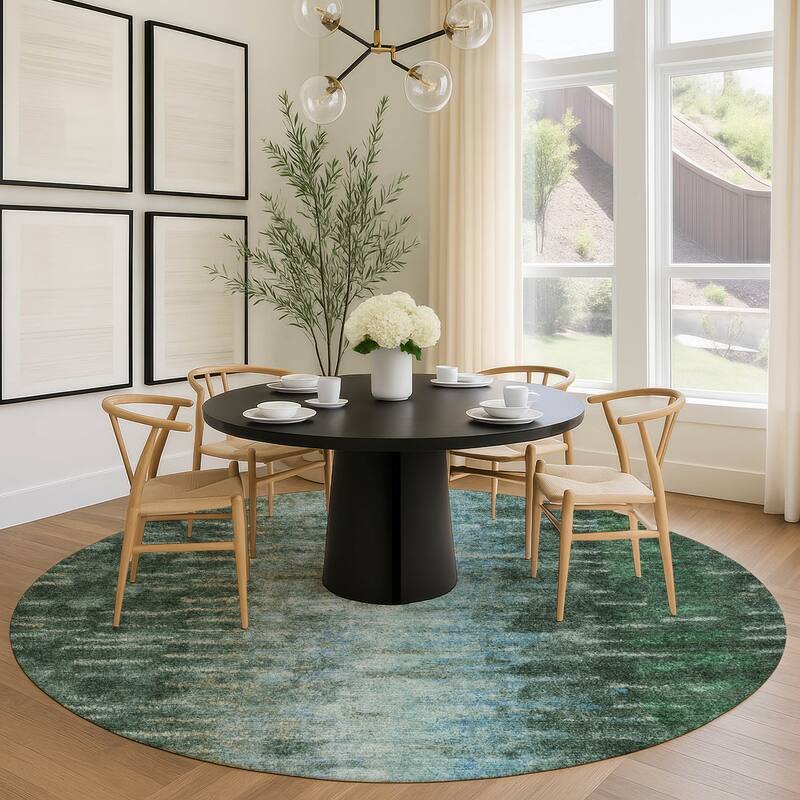 Machine Washable Indoor/ Outdoor Contemporary Ombre Chantille Rug